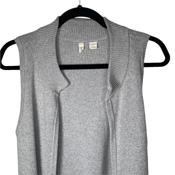 Anthropologie Moth Danna Duster Vest Light Cable Knit Gray Sweater Small - Picture 7 of 13